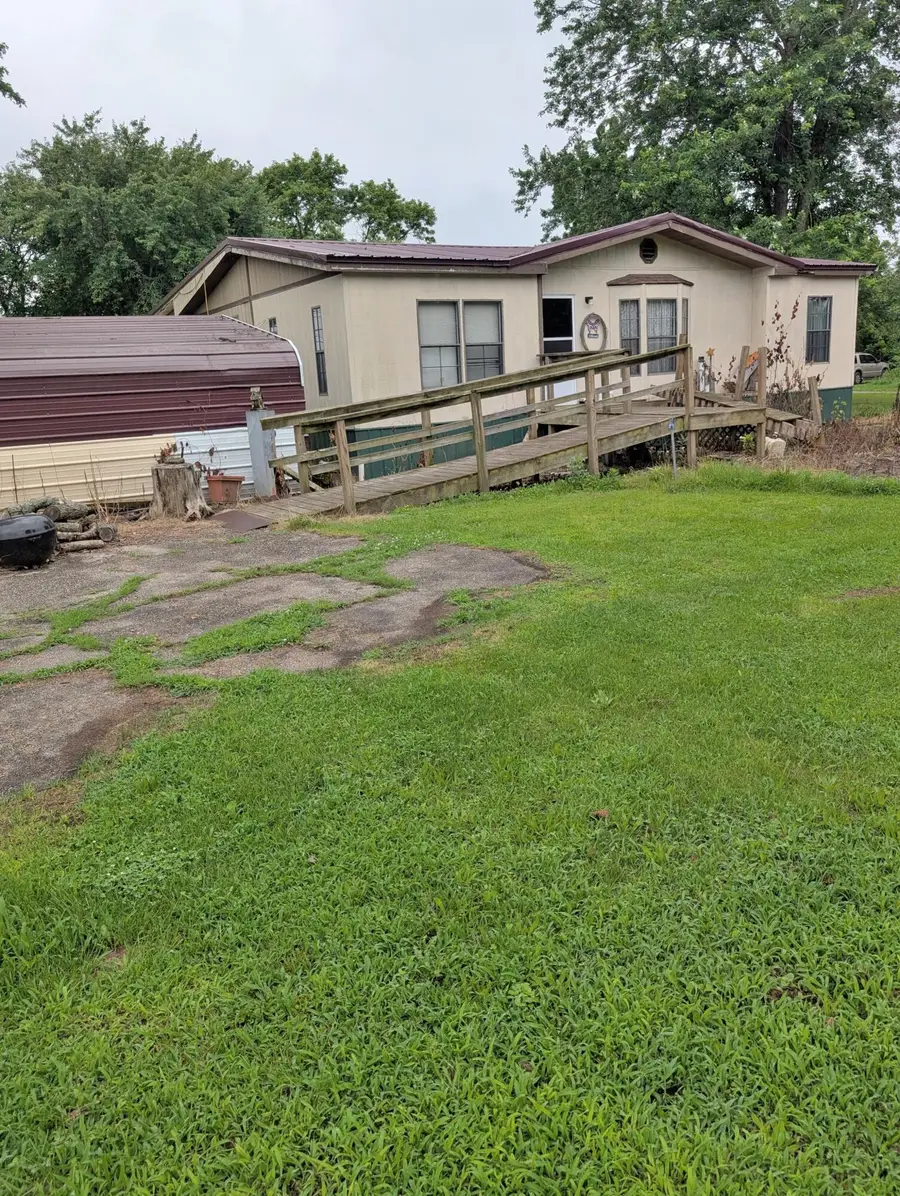 19215 Lawrence 2165 #2, Aurora, MO 65605 - #3