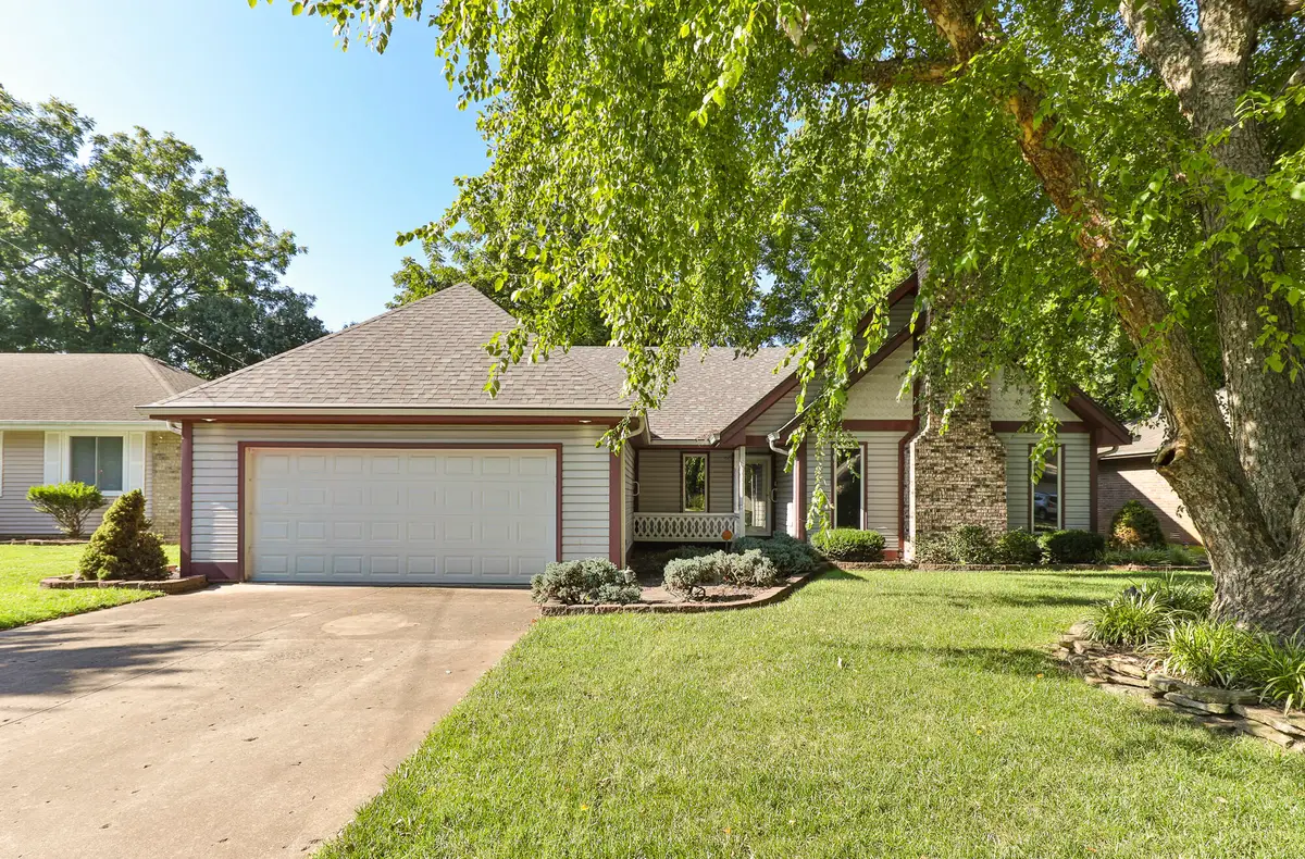 1332 W Mcgee Street, Springfield, MO 65807 - #1
