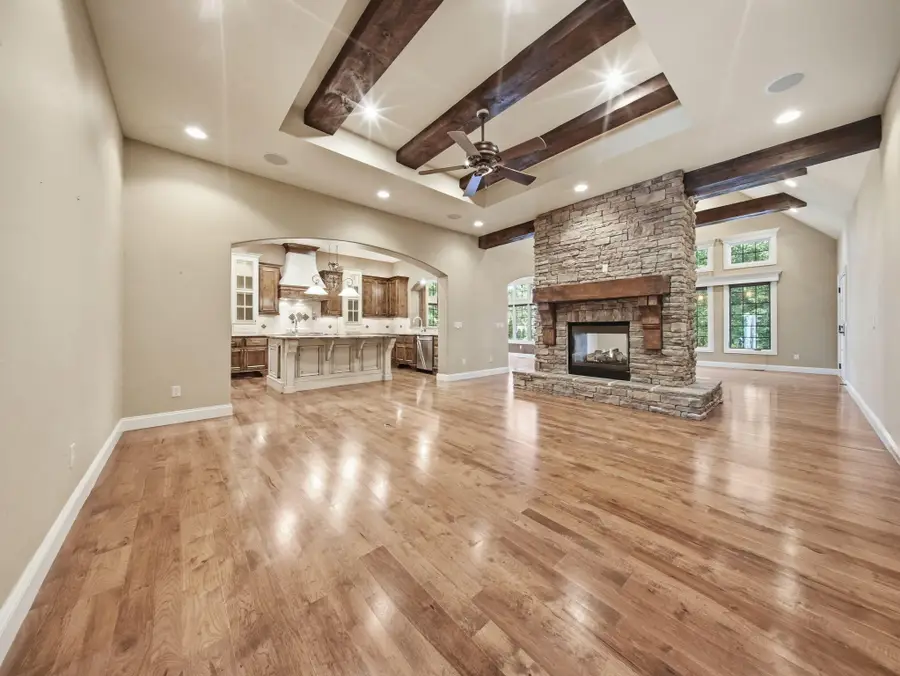 3142 W Cedarbluff Drive, Springfield, MO 65810 - #3