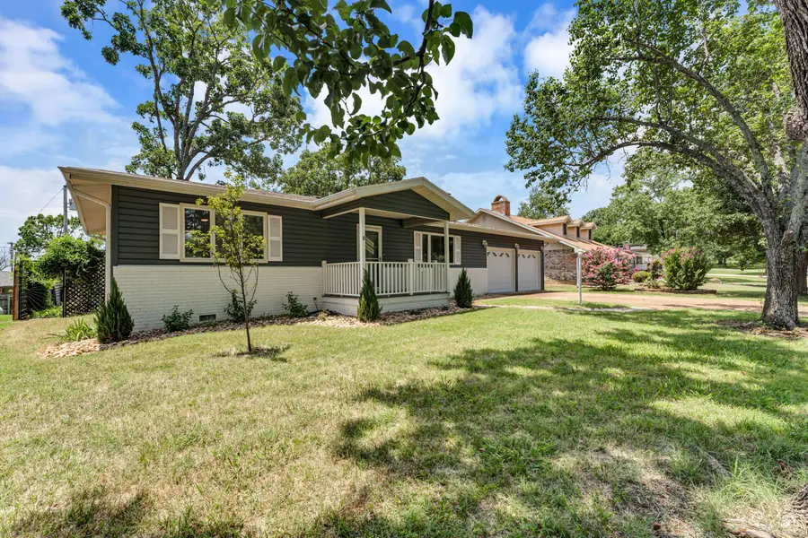 1704 Neihardt Street, Branson, MO 65616 - #2