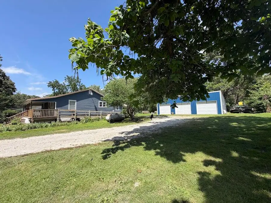 624 N Oakland Avenue, Bolivar, MO 65613 - #2