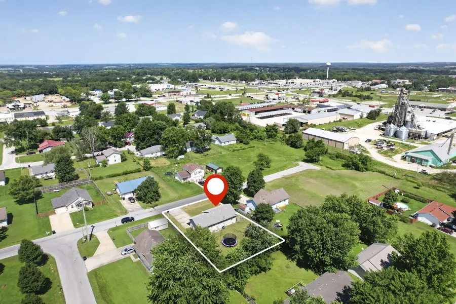 712 S Chestnut Street, Buffalo, MO 65622 - #2