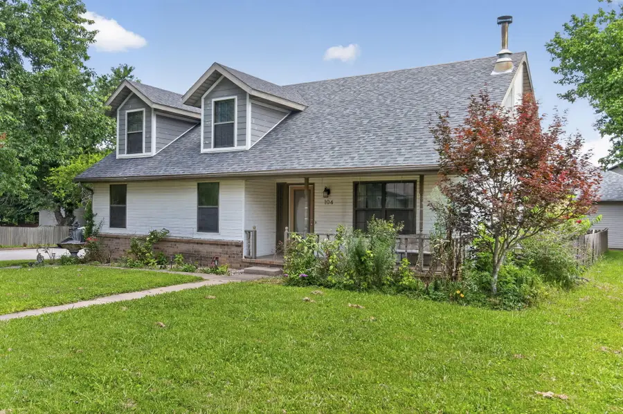 104 N Market Street, Nixa, MO 65714 - #2