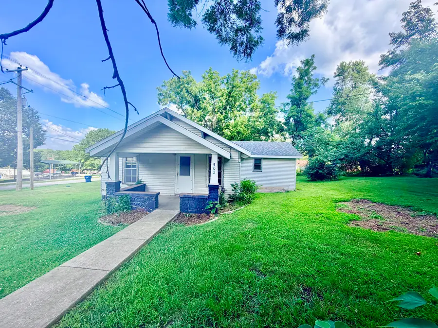 502 Campbell Street, Greenfield, MO 65661 - #3