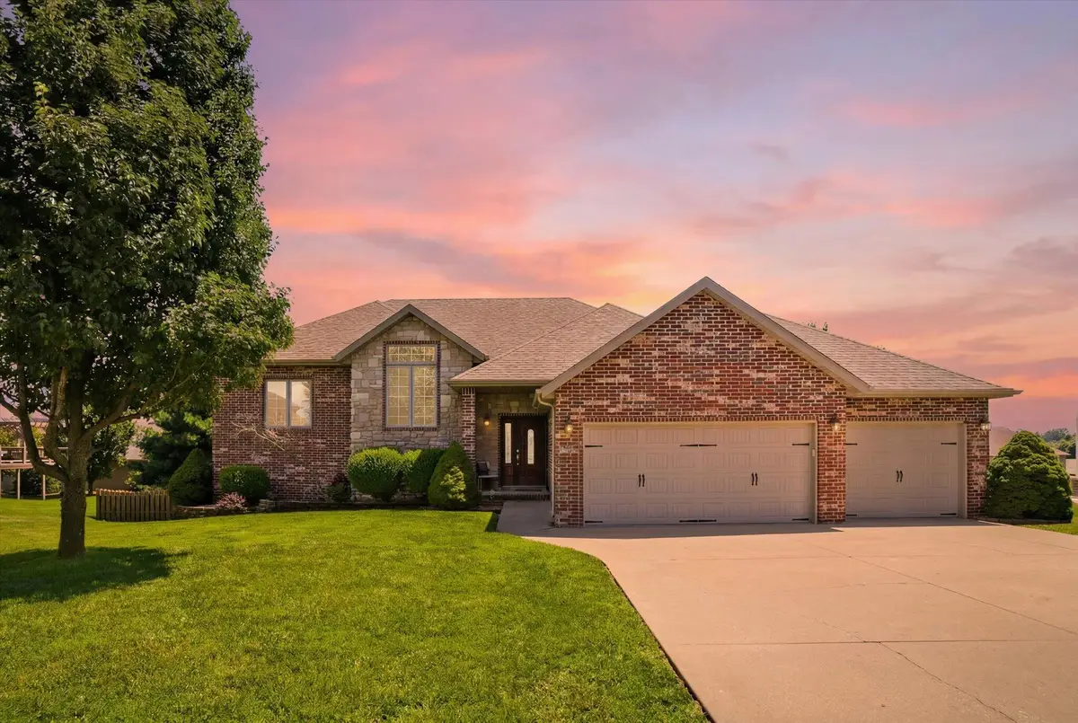 527 Snowbird Terrace, Rogersville, MO 65742 - #1
