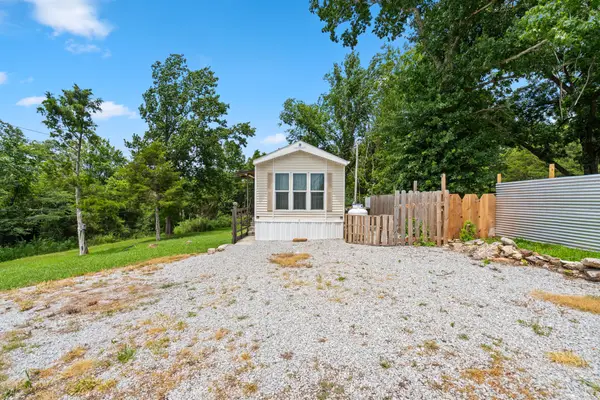 130 Lillian Road, Rockaway Beach, MO 65740