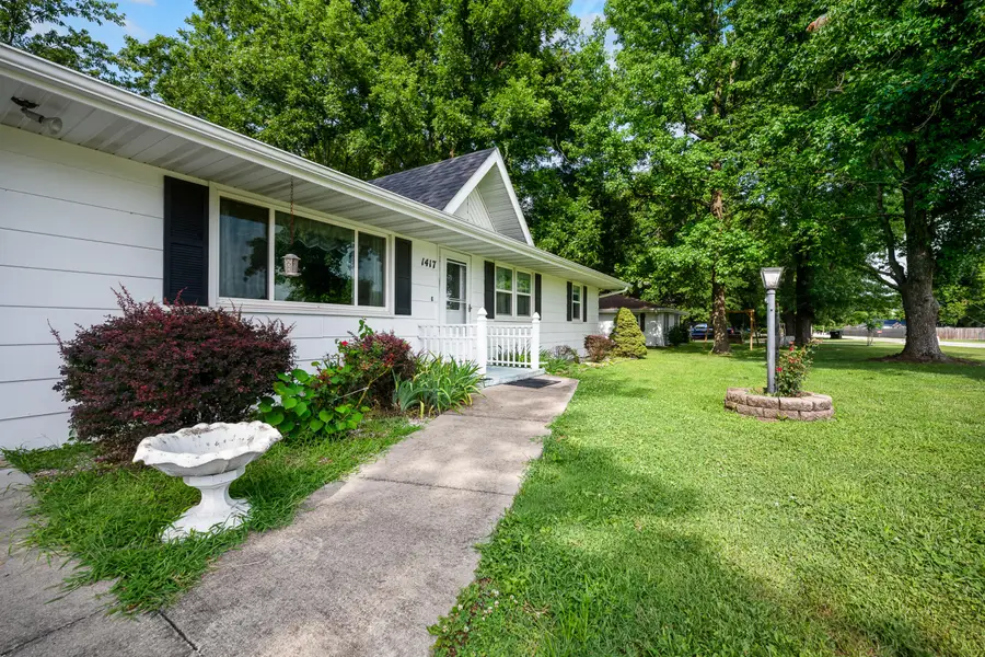 1417 W Locust Street, Bolivar, MO 65613 - #3