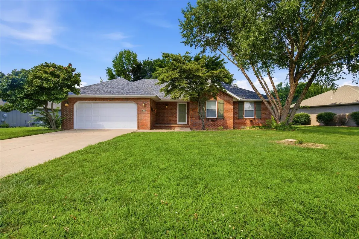 904 E Waterford Boulevard, Ozark, MO 65721 - #1