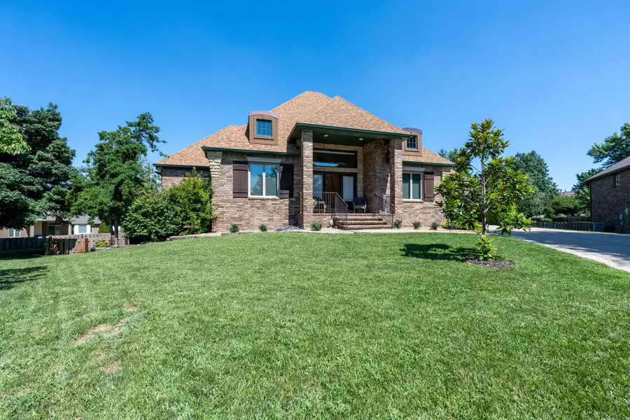 803 E Carleton Street, Springfield, MO 65810 - #2