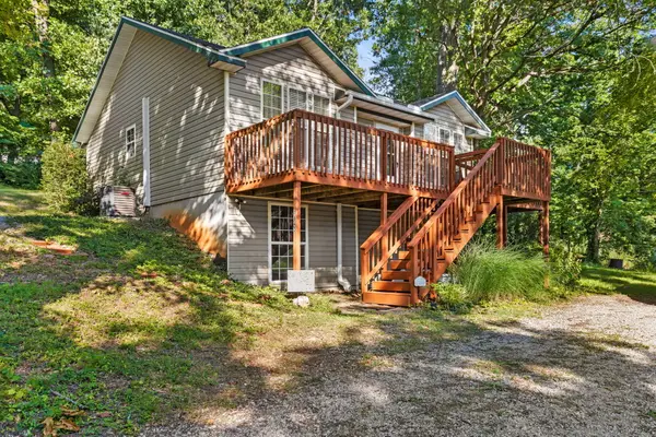 1843 County Farm Road, Cassville, MO 65625