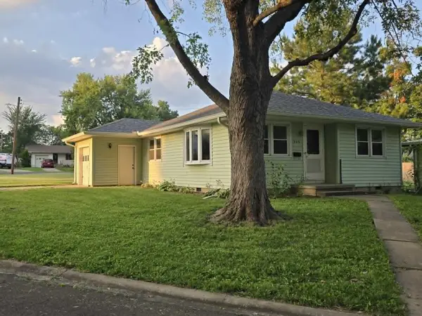 303 E Truman Avenue, Clinton, MO 64735