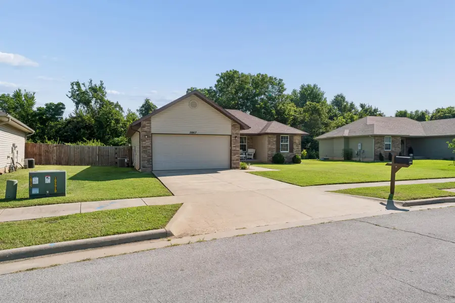 2867 W Setting Sun Drive, Springfield, MO 65807 - #2
