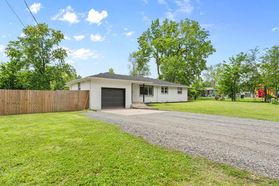 107 South Street, Rogersville, MO 65742 - #3