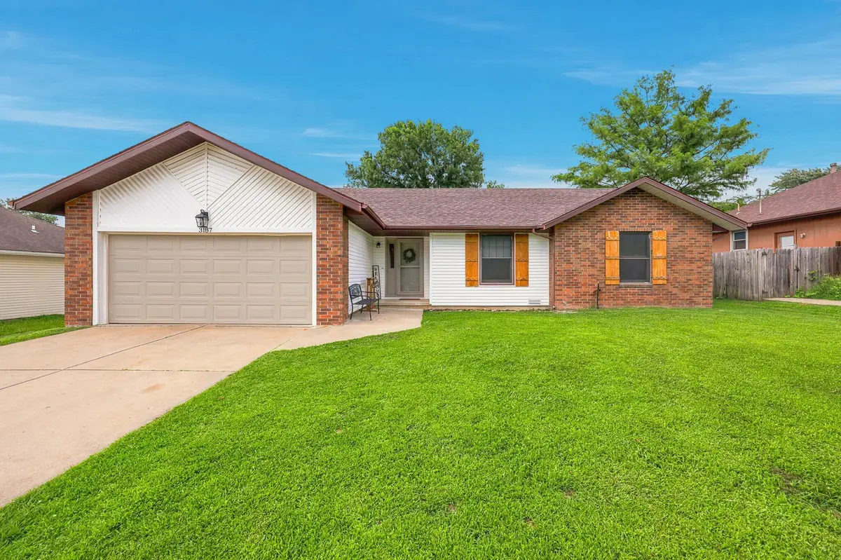3187 W Berkeley Street, Springfield, MO 65807 - #1