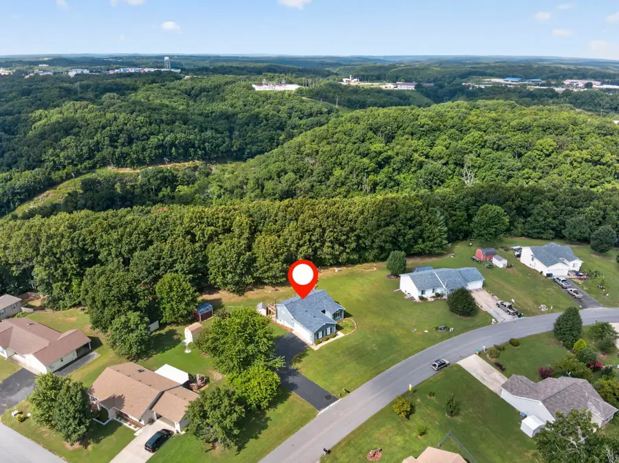 237 N Catamount Boulevard, Branson West, MO 65737 - #2