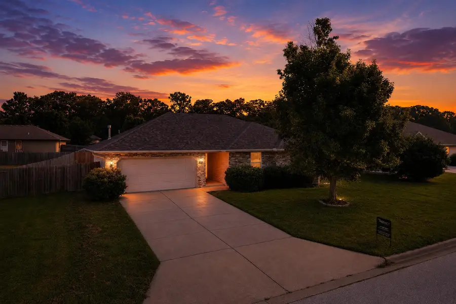 1107 E Melton Road, Ozark, MO 65721 - #2