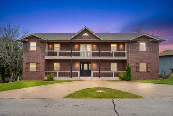 27 Crestview Street, Kimberling City, MO 65686