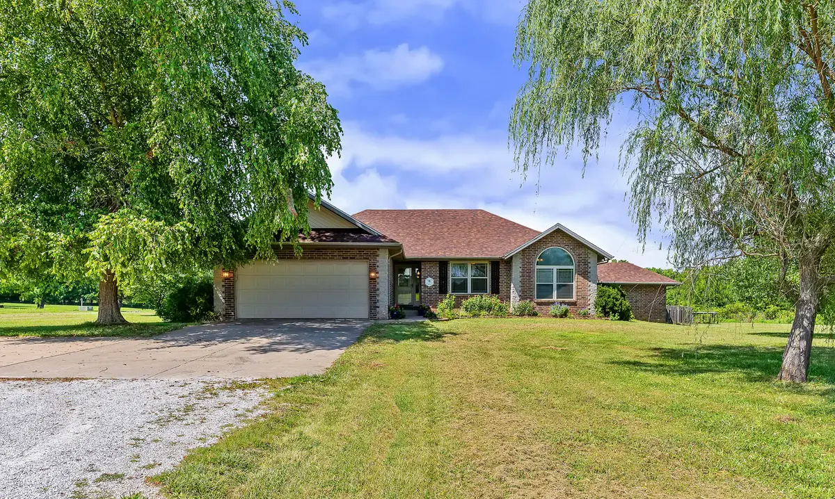 7103 W Farm Road 94, Springfield, MO 65803 - #1