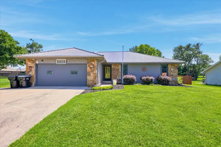 5628 S Mccann Avenue, Springfield, MO 65804 - #2