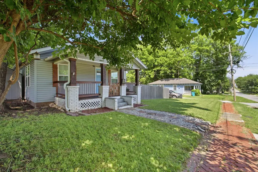 311 E Dale Street, Springfield, MO 65803 - #2