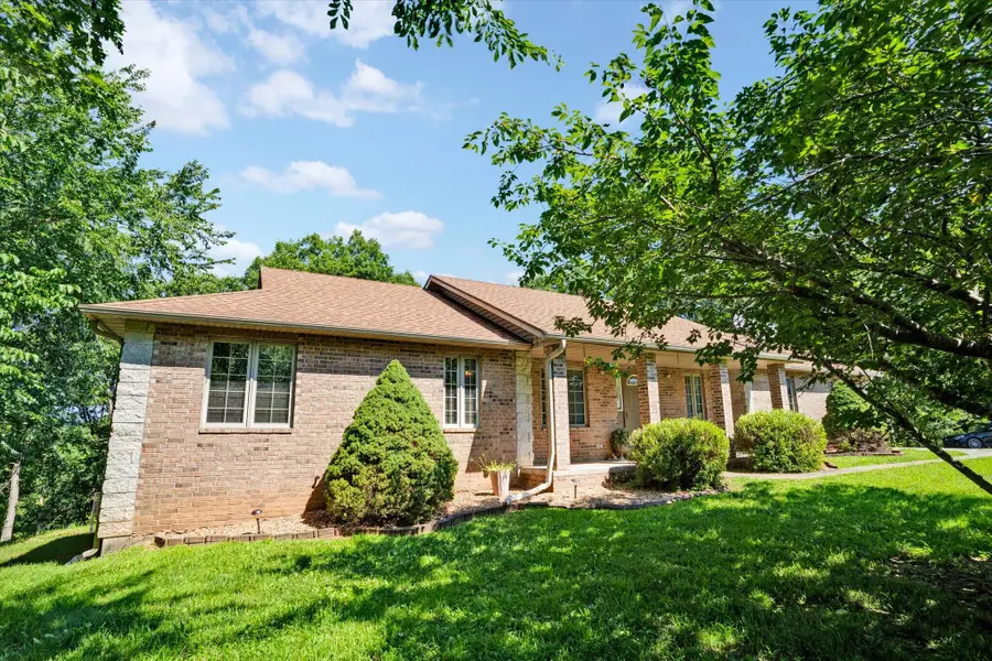 538 Munson Hill Drive, Marshfield, MO 65706 - #2