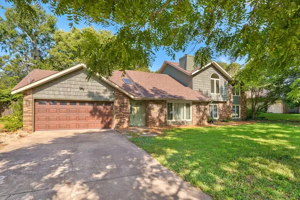 5927 S Kimbrough Avenue, Springfield, MO 65810