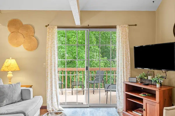 6 Memory Lane #Apt 8, Branson, MO 65616