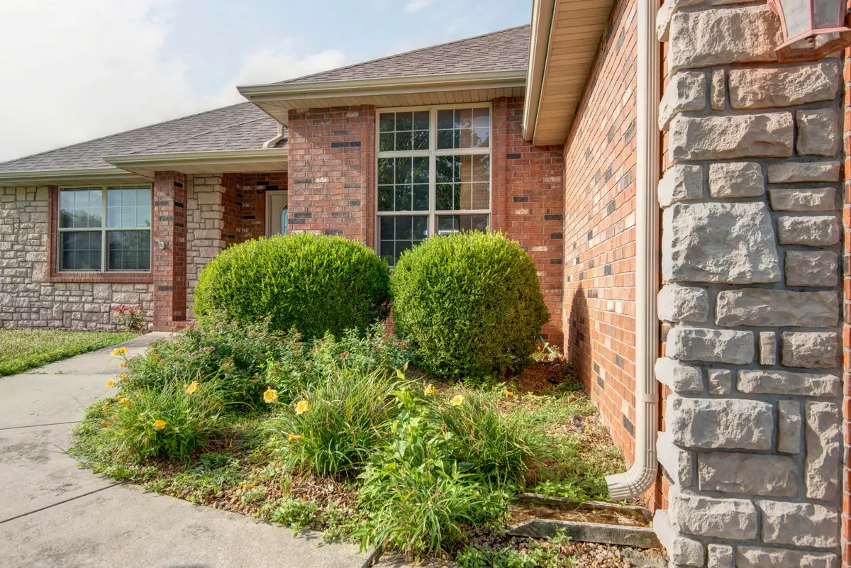 630 Meadowgate Drive, Springfield, MO 65803 - #1