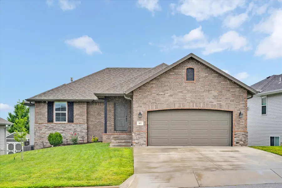 852 E Acacia Lane, Nixa, MO 65714 - #3