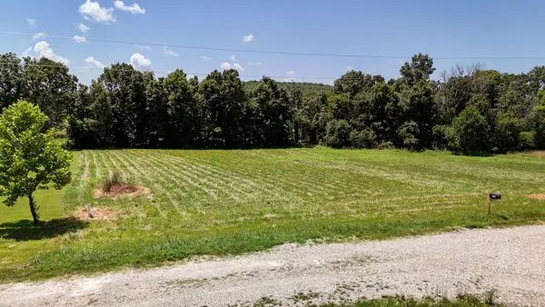2492 E 549th Road, Buffalo, MO 65622