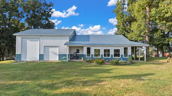 5687 Farm Road 2230, Washburn, MO 65772