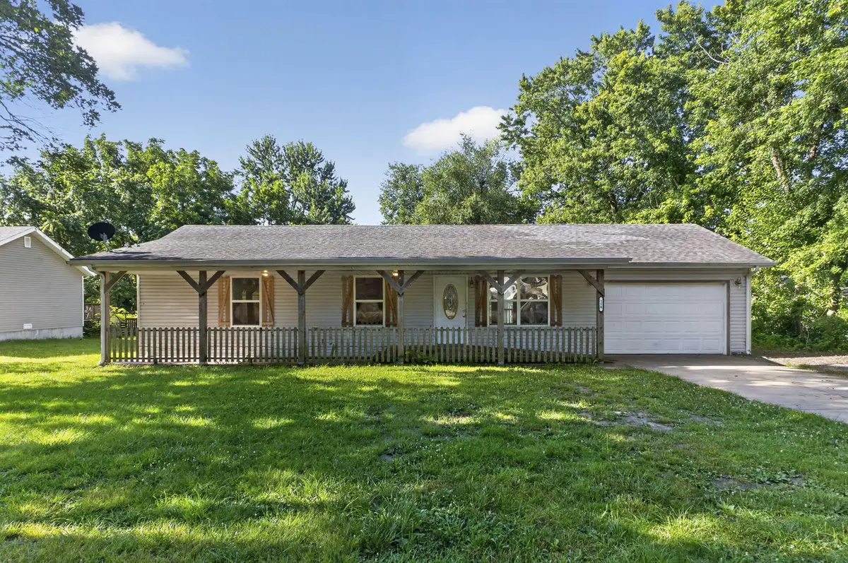 110 E Tyndall Street, Aurora, MO 65605 - #1