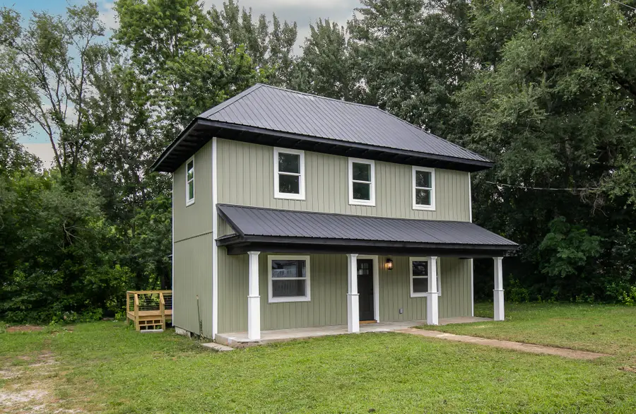 601 W Madison Street, Buffalo, MO 65622 - #3