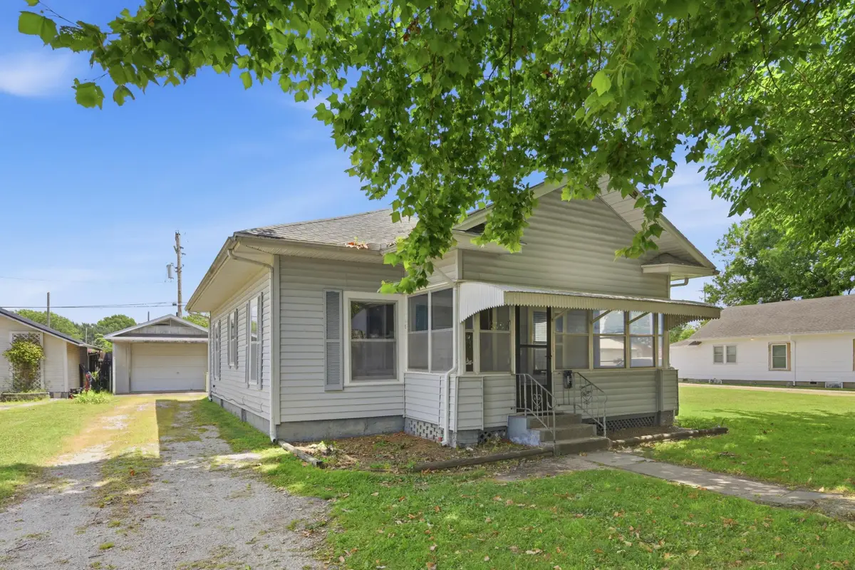 1918 Park Avenue, Baxter Springs, KS 66713 - #1