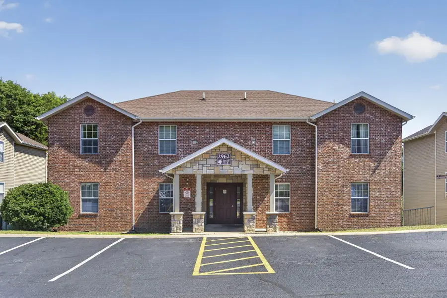 2962 Vineyards Parkway #2, Branson, MO 65616 - #2