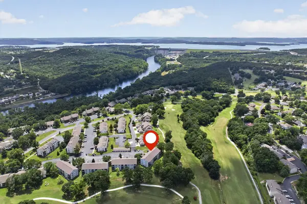 186 Bunker Ridge Drive #Apt 10, Branson, MO 65616