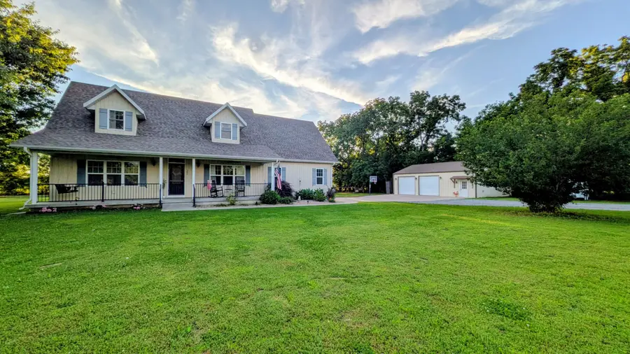 389 S Western Street, Marionville, MO 65705 - #2