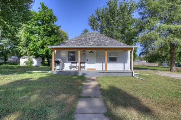 717 N Adams Street, Nevada, MO 64772