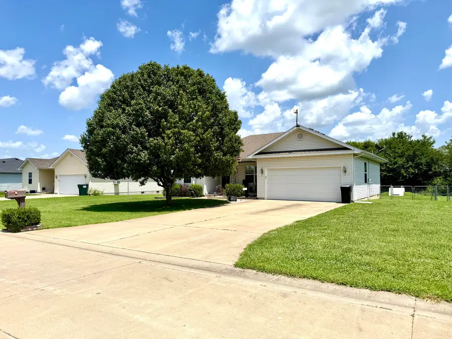 4812 S 130th Road, Bolivar, MO 65613 - #2