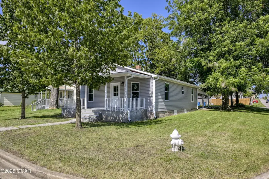 1729 S Minnesota Avenue, Joplin, MO 64804 - #2