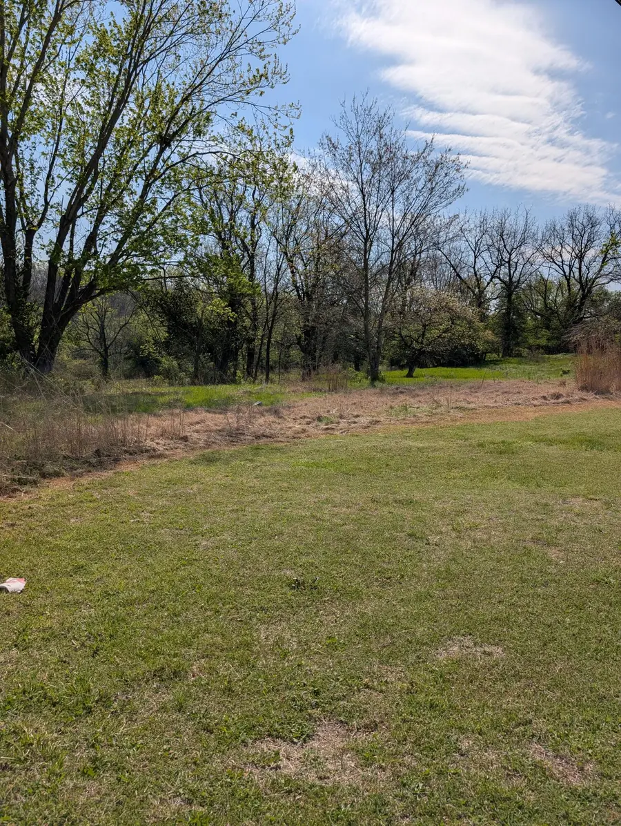 3624 N Farm Road 147, Springfield, MO 65803 - #3