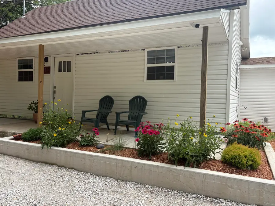 114 N Gymnasium Street, Everton, MO 65646 - #3