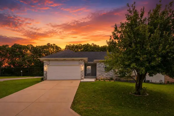 968 S Redwood Street, Nixa, MO 65714