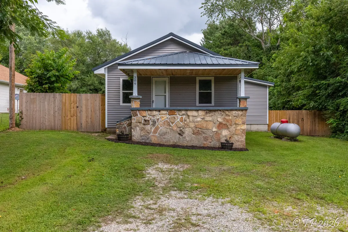309 S Marr Street, Mountain View, MO 65548 - #1