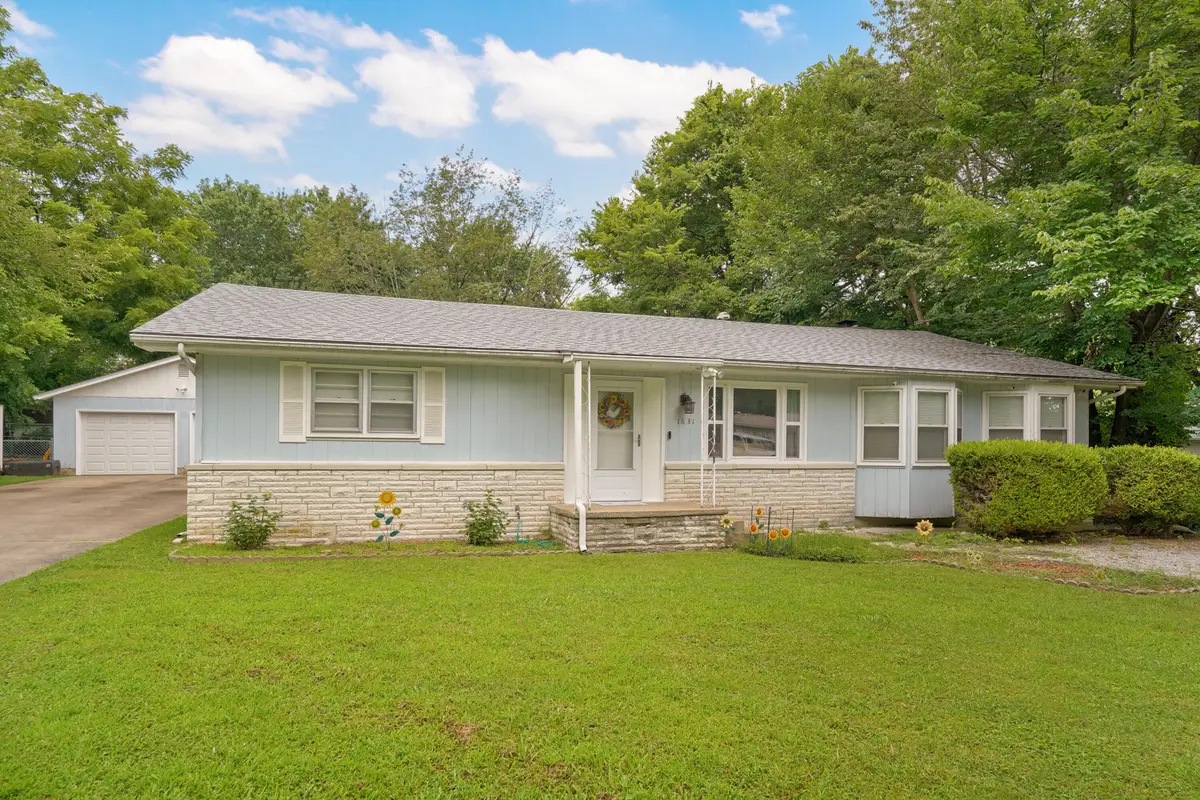 1631 N Patterson Avenue, Springfield, MO 65803 - #1