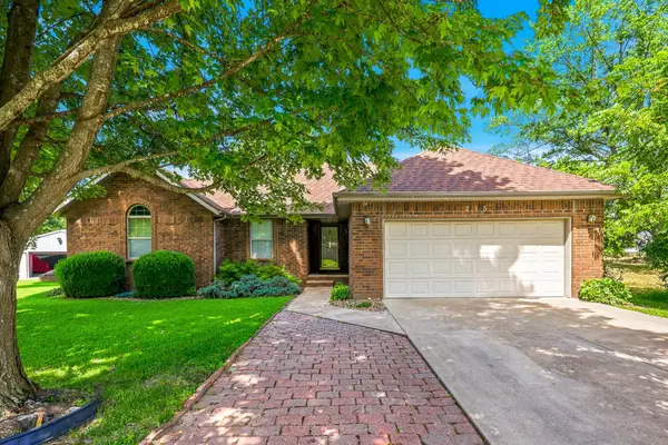 215 S Maple Street, Rogersville, MO 65742