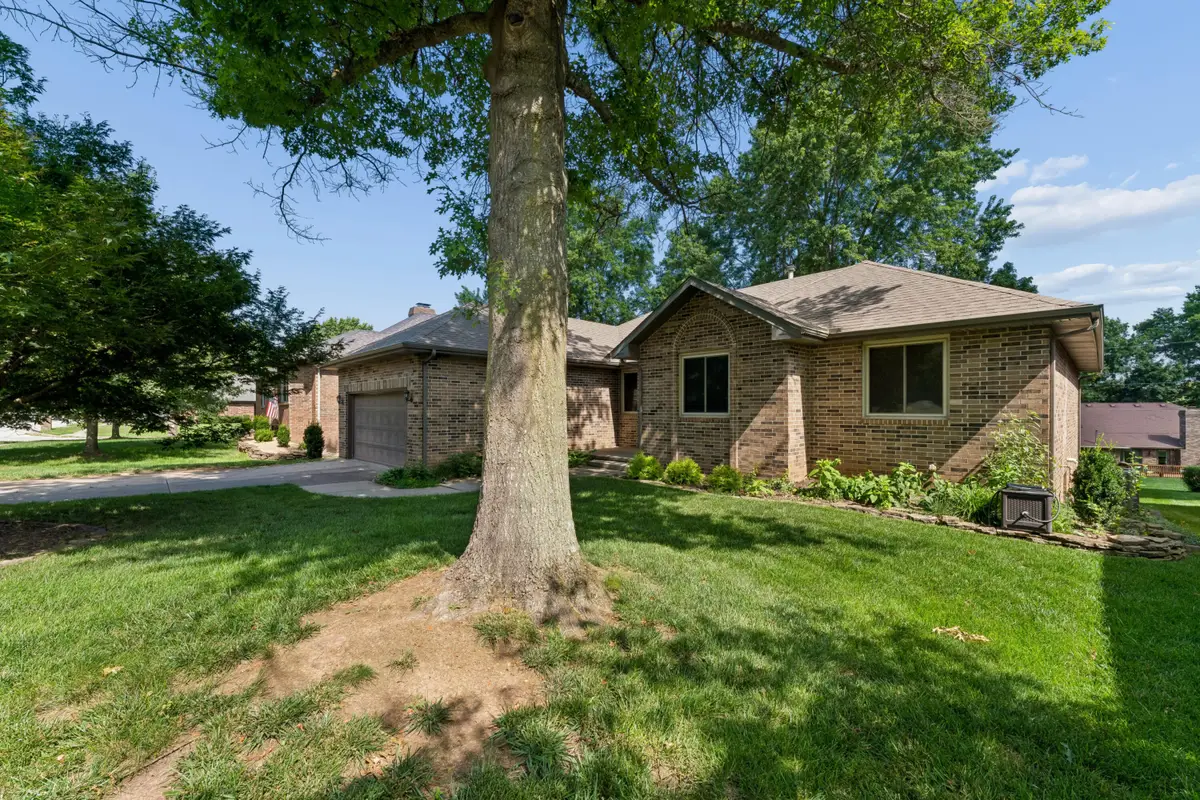 4107 E Latoka Street, Springfield, MO 65809 - #1