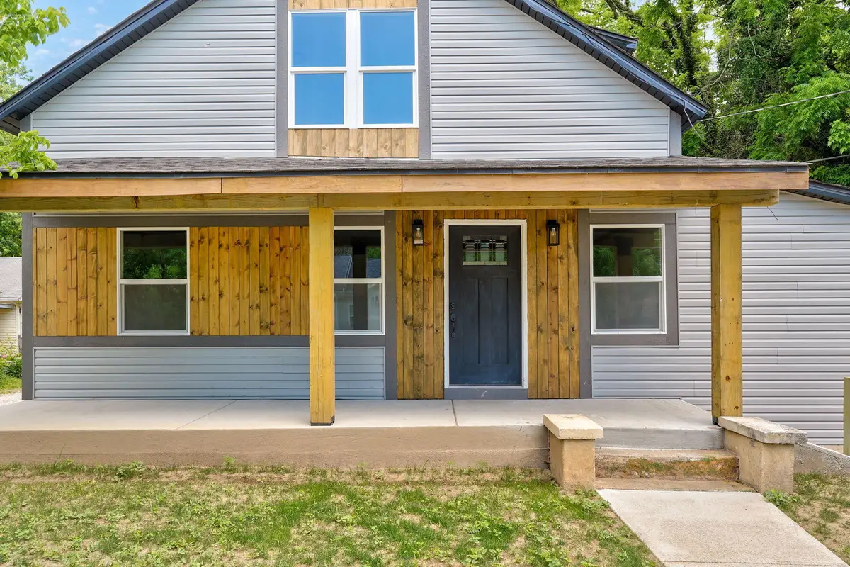 1616 N Hampton Avenue, Springfield, MO 65803 - #1