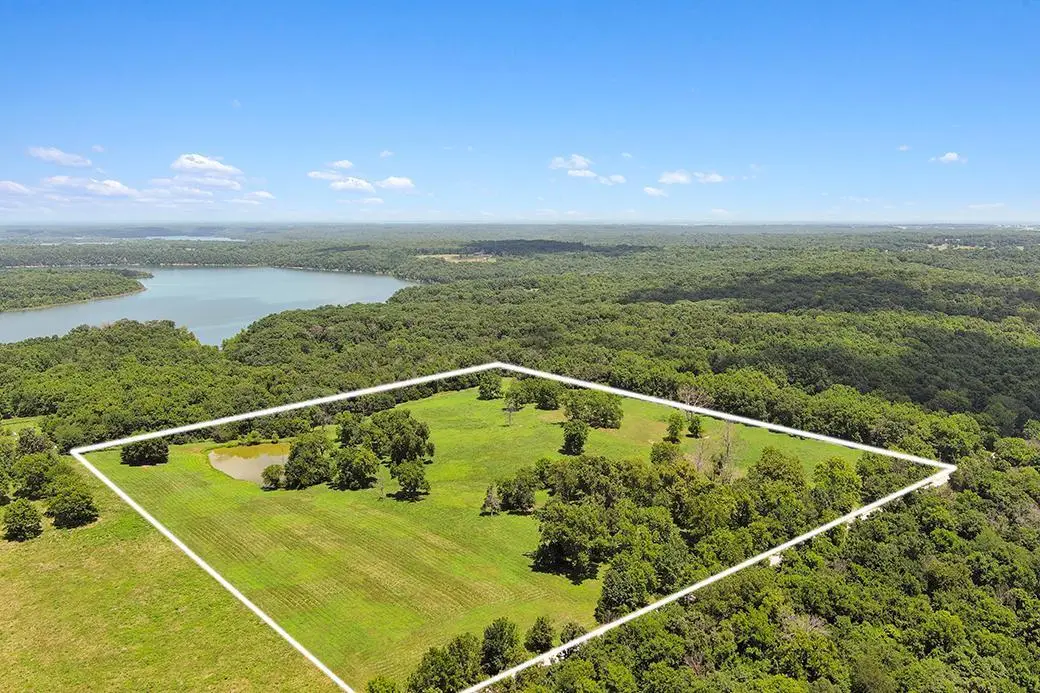 359 E Dade 74, Greenfield, MO 65661 - #1