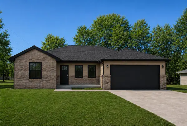 102 N Youngblood Avenue, Marionville, MO 65705